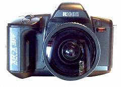 Fish-Eye-Objektiv mit 8 mm Brennweite (für Kleinbild)